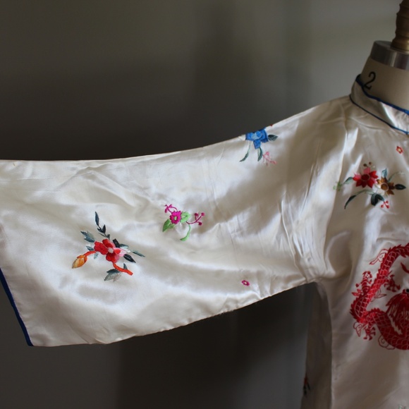 Vintage 100% silk Embroidered Chinese Pajamas - Picture 12 of 16